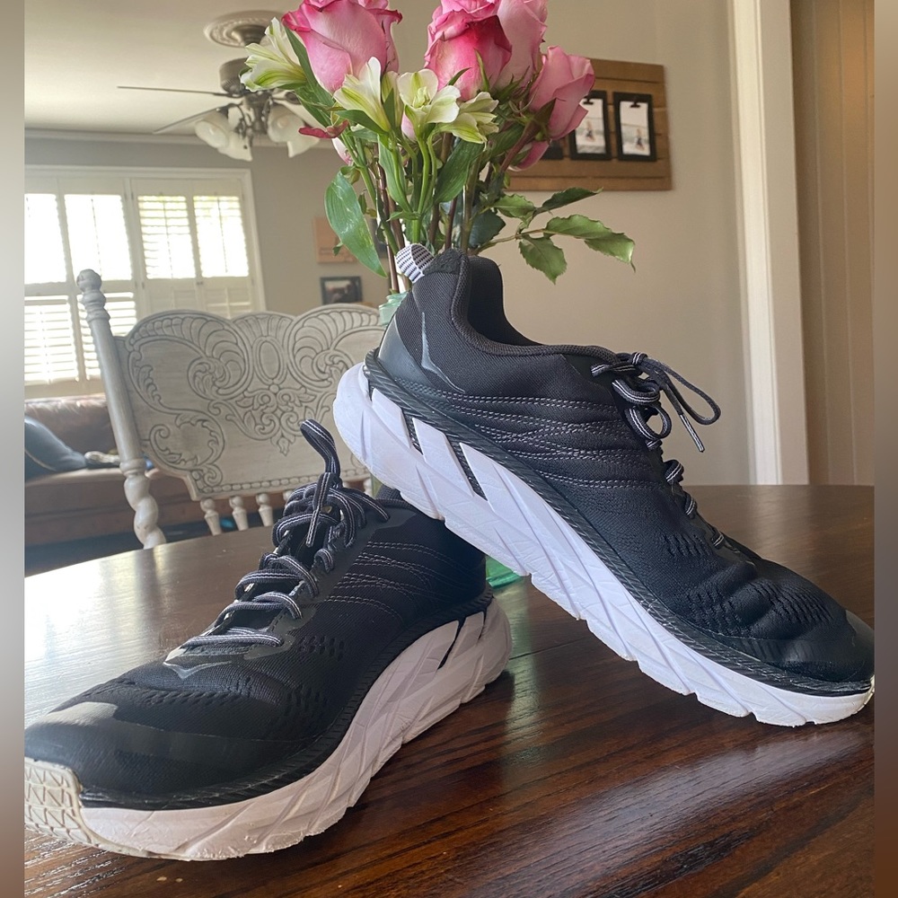 Hoka Clifton 6 Men’s Size 10.5